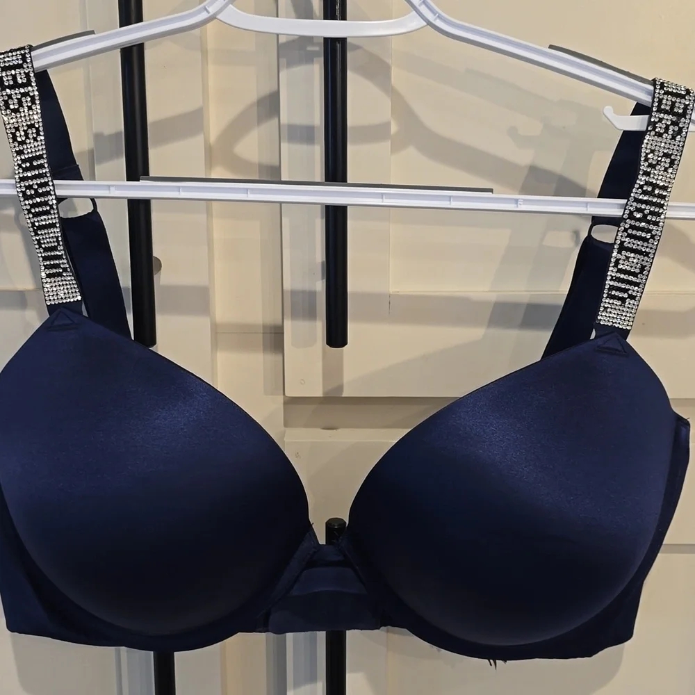 Victoria's Secret Underwire Very Sexy Push-Up Bra with Embellished Straps - Picture 8 of 11